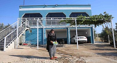 İlk kez arayanların 'Vahit abi' diyerek hitap ettiği ilçenin tek kadın emlakçısı