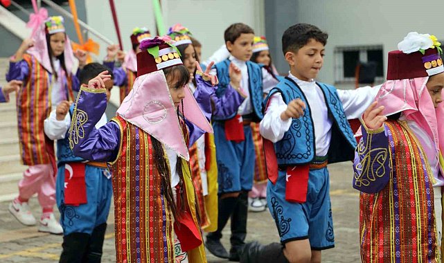 İlköğretim haftası kutlamalarında minik öğrenciler hünerlerini sergiledi
