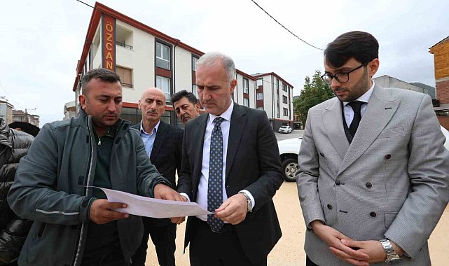 İnegöl'de 27 sokakta sathi kaplama çalışması başladı