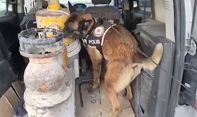 İş makinesi içerisinde uyuşturucu ele geçirildi: 1 tutuklama