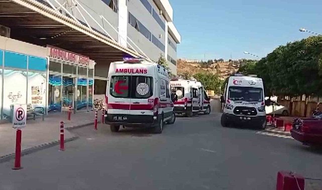 İşçiler dışarıdan sipariş verdikleri yemekten zehirlendi