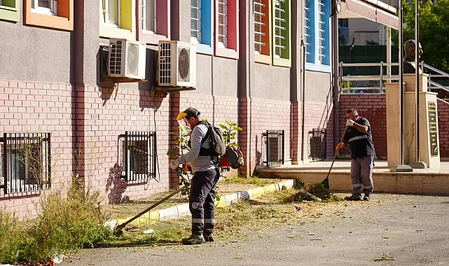 İstanbul Maltepe'de okullarda toplu temizlik