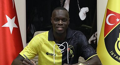 İstanbulspor Mamadou Fall ve Aytaç Kara'yı renklerine bağladı