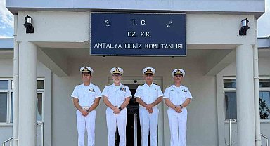 İtalya Deniz Kuvvetleri fırkateyni ITS Luigi Rizzo, Antalya'ya liman ziyareti gerçekleştirdi