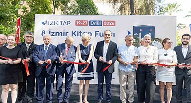 İZKİTAP-8. İzmir Kitap Fuarı kapılarını açtı