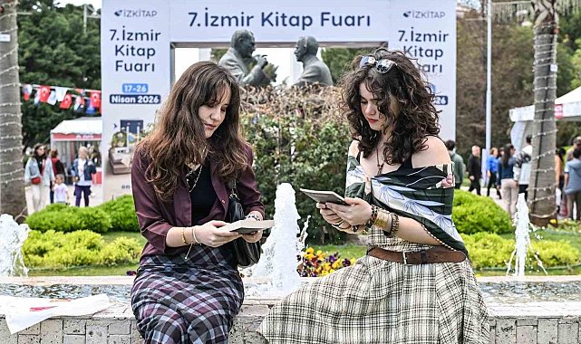 İZKİTAP sonbaharda Kültürpark'ta
