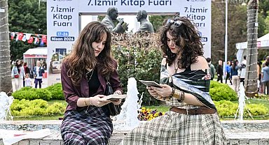 İZKİTAP sonbaharda Kültürpark'ta