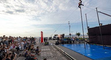 İzmir Gündoğdu Meydanı'nda sanat dolu buluşma