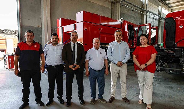 İzmir İtfaiyesi'ne güç katacak 10 yeni arazöz