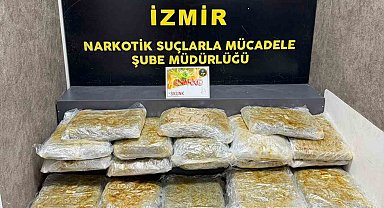 İzmir'de zehir tacirlerine ikili darbe: Kilolarca zehir ele geçirildi