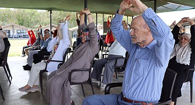 İzmit'te Alzheimer Yaşam Evi sakinleri doğayla buluştu