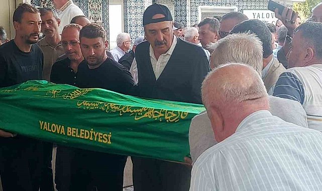 İznik Gölü'nde hayatını kaybeden öğretmen Yalova'da toprağa verildi