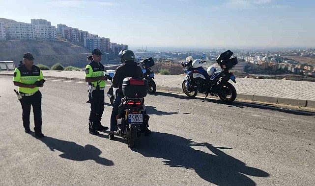 Jandarma ekipleri motosiklet ve okul servislerine yönelik denetimlerini artırdı