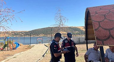 Jandarma mesire alanlarında denetim yaptı