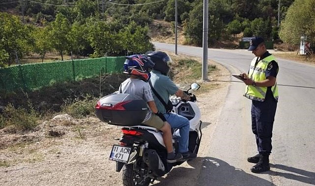 Jandarmadan motosiklet sürücülerine uyarı