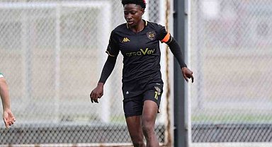 Kafayat Atoke Başhıru hat-trick yaptı