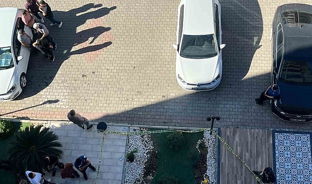 Kahramanmaraş'ta göğsünden çıkardığı tabancayla 2 kadını yaraladı