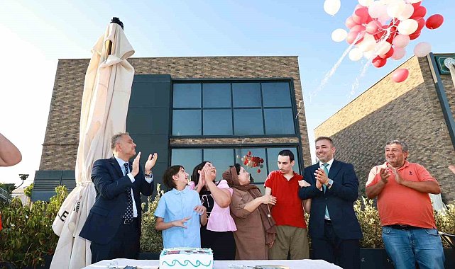 Kahramanmaraş'ta lösemiyi iki kez yenen Berat'ın balon uçurma hayali gerçek oldu