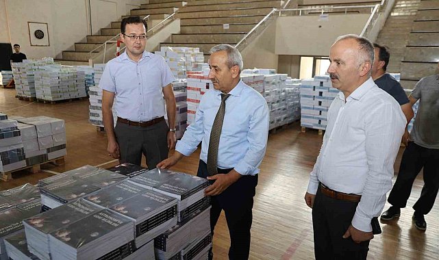 Karabük'te 352 bin ücretsiz ders kitabı dağıtımı başladı