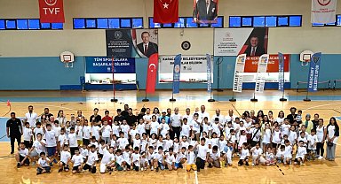 Karacabey'de yaz spor okullarına büyük ilgi