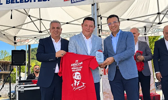 Karacaova Mübadilleri 11. buluşmasında Recep Dural'a teşekkür plaketi
