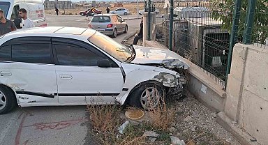 Karaman'da 3 kişinin yaralandığı kaza kamerada