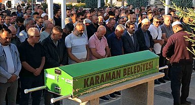 Karaman'da çöp kamyonundan düşen temizlik işçisi yaşam mücadelesini kaybetti