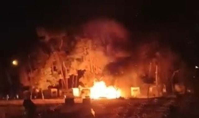 Karavan gece yarısı alev alev yandı