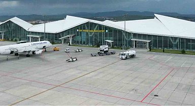 Kars Harakani Havalimanı'nda 8 ayda 423 bin yolcu trafiği