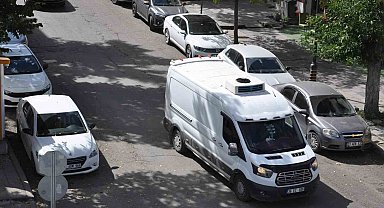 Kars'ta araç sayısı nüfusu ikiye katladı: 90 bin kişiye 56 bin 733 araç
