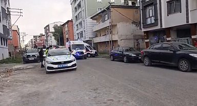 Kars'ta motosikletli saldırgan dehşeti: 1'i kadın 2 kişi silahla yaralandı