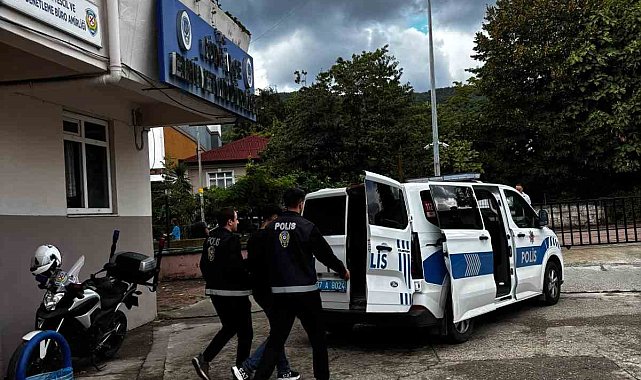 Kastamonu'da tartıştığı kişiyi bıçakla yaralayan şüpheli tutuklandı