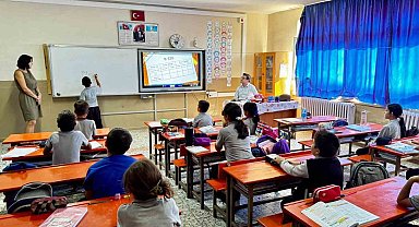 Kaymakam Sözen, Yazıkent'te öğrencilerle bir araya geldi