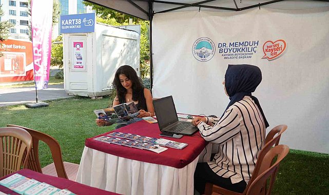 Kayseri Büyükşehir'den üniversite öğrencilerine 'şehre hoş geldiniz' desteği