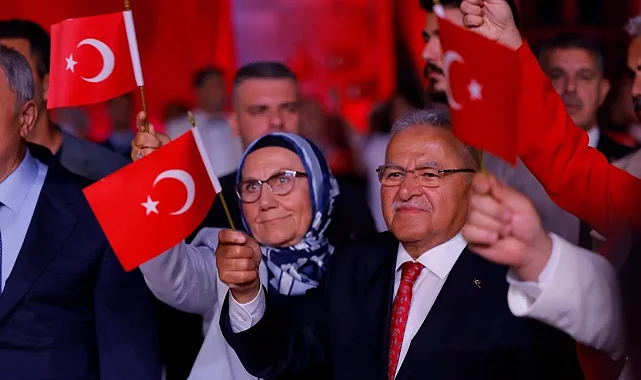 Kayseri Büyükşehir'den 30 Ağustos resepsiyonu