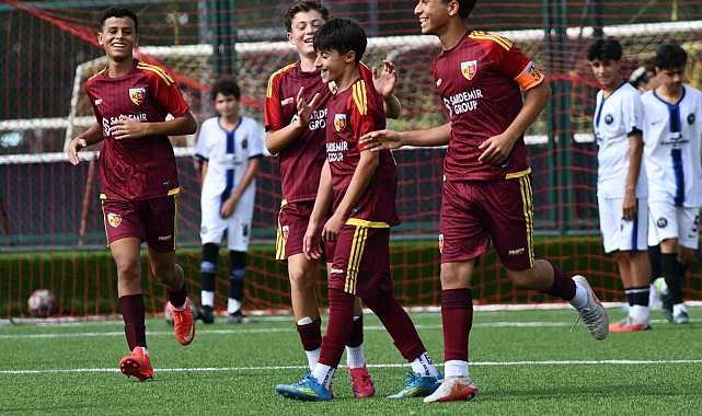 Kayserispor U14 takımı 2'de 2 yaptı
