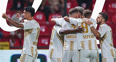 Kayserispor'da galibiyet sevinci: "Aynı ciddiyet ve inançla hedefimize yürümeye devam edeceğiz"