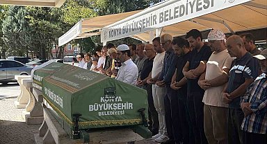 Kazada hayatını kaybeden yaşlı çift son yolculuklarına uğurlandı
