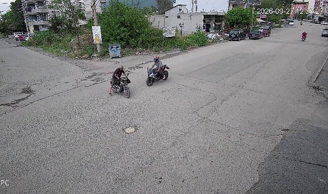 Kazayı atlatan sürücünün ilk sözü "Dayı öyle yola çıkılır mı" oldu