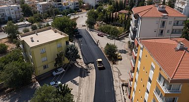 Kilis'te asfalt çalışmaları hız kesmeden sürüyor