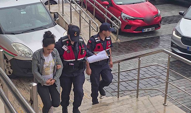 Kızlarını zincire bağlayan anne ve baba tutuklandı: 4 çocuk koruma altına alındı