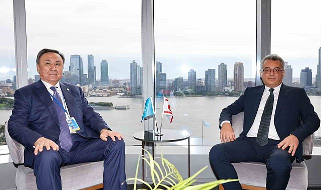 KKTC Cumhurbaşkanı Erhürman, TDT Genel Sekreteri Ömüraliyev ile bir araya geldi