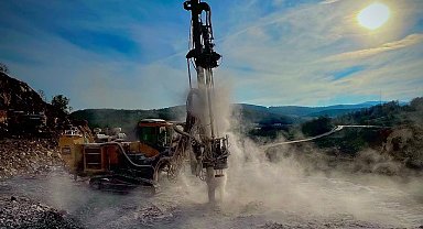 Kocaeli Büyükşehir'den yol üretiminde dev hamle