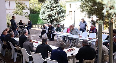 Kocaeli İzmit'te ihtiyaçlar yerinde dinlendi
