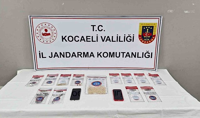 Kocaeli'de uyuşturucu operasyonu: Bin 12 uyuşturucu hap ele geçirildi