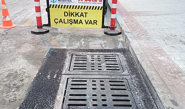 Kocaeli'de yol bakım çalışmaları sürüyor