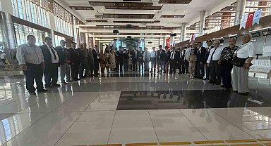 Kocaseyit Havalimanı'nda gazi ve yakınları onuruna program düzenlendi