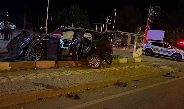 Kontrolden çıkan araç karşı şeride uçtu, sürücü yaralandı