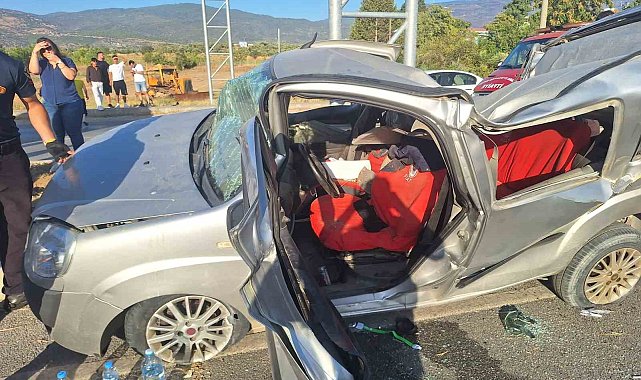 Kontrolden çıkan araç yönlendirme direklerine çarptı: 1 yaralı