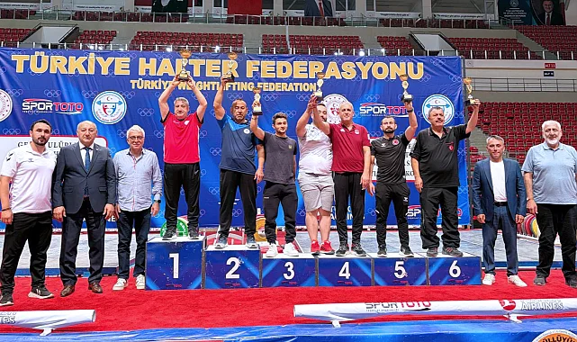 Konya Karataylı haltercilerden çifte başarı